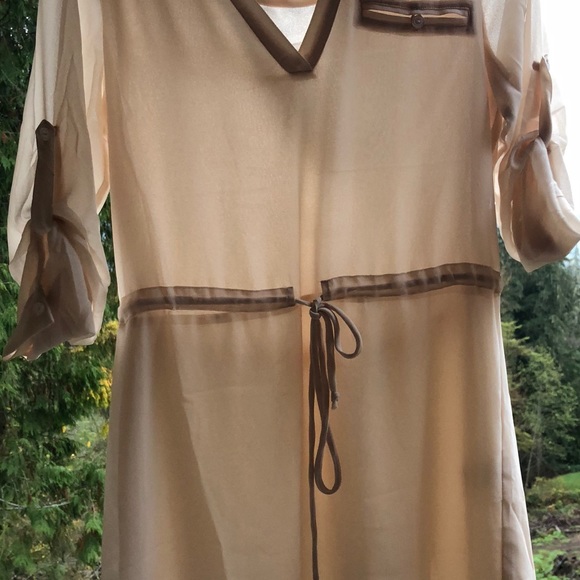 Super cute tunic - Picture 2 of 3